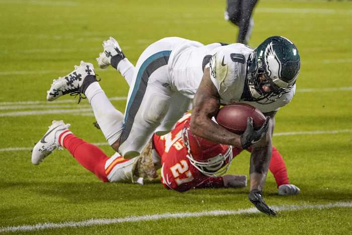 Philadelphia Eagles running back D'Andre Swift rushed for a touchdown in the first quarter.
